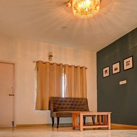 Live As Chn727 Hotel Guduvancheri Bagian luar foto